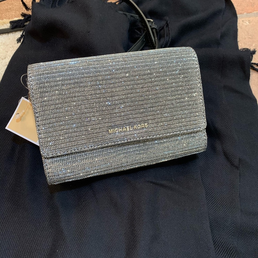 Michael kors crossbody